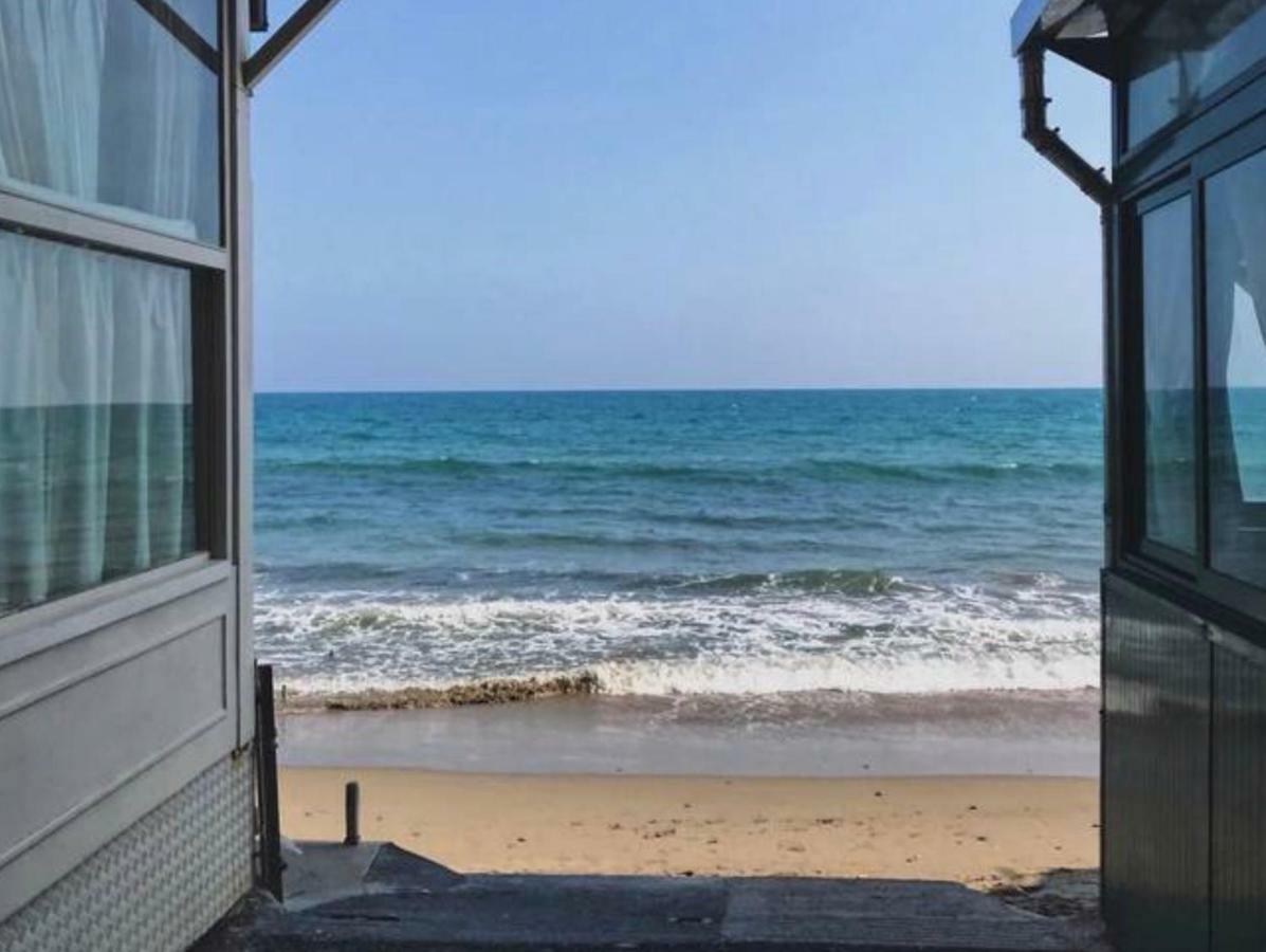 Attico Fronte Mare Alassio Luaran gambar